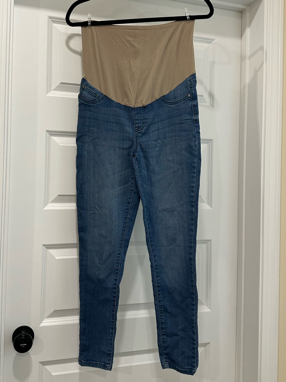 Maternity Skinny Jeans Size Small by Celebrity Pink